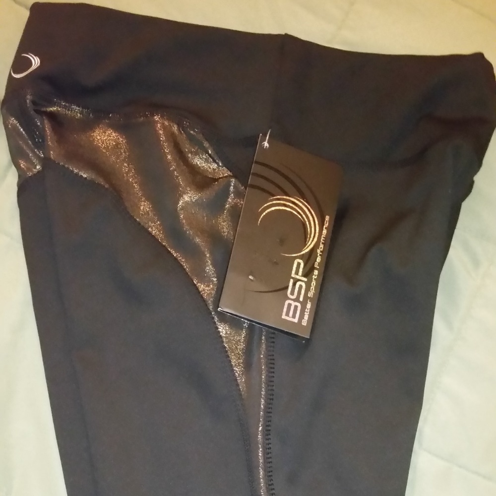 BSP /Better Sports Performance Workout Capris Sz M